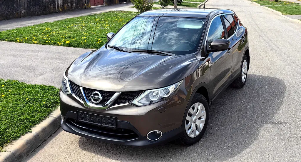 Fotografie: 2015 Nissan Qashqai