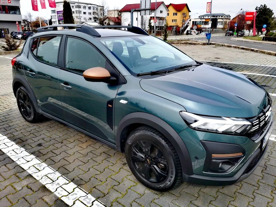 Fotografie: 2024 Dacia Sandero