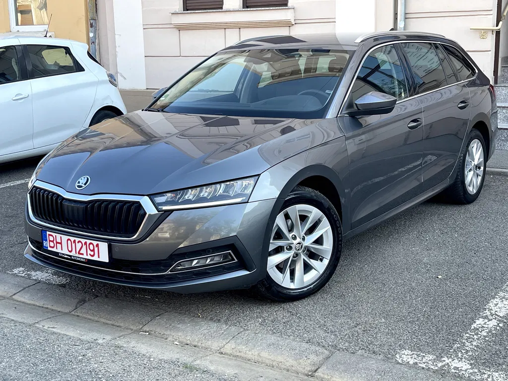 Fotografie: 2023 Skoda Octavia