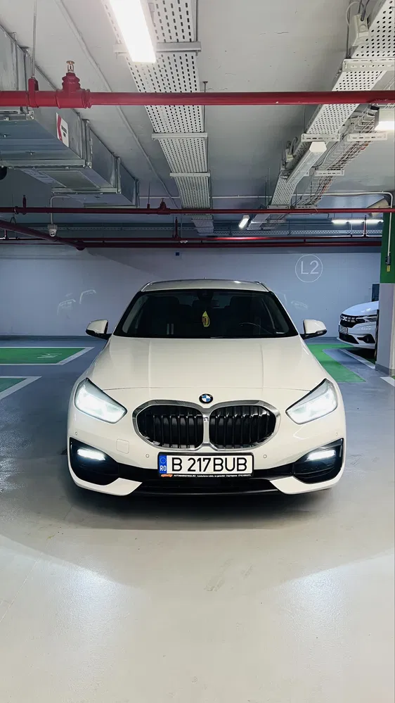 Fotografie: 2021 BMW Seria 1