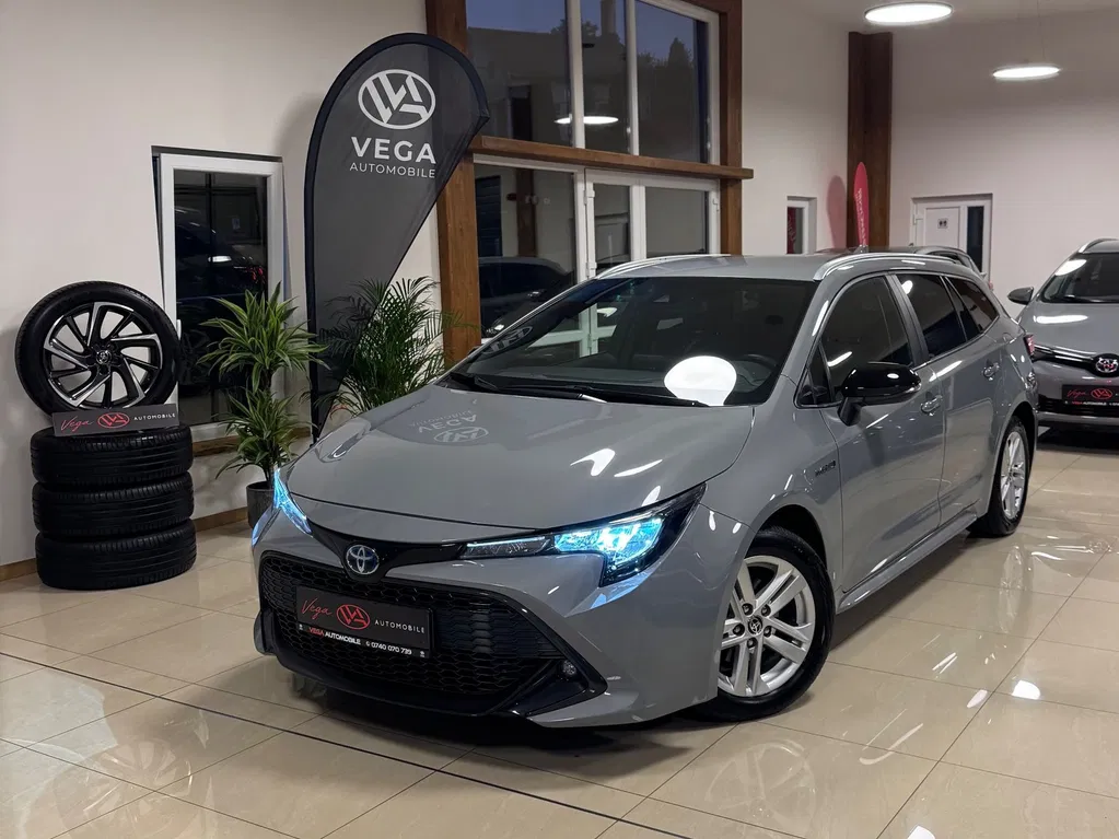 Fotografie: 2021 Toyota Corolla