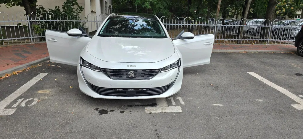 Fotografie: 2019 Peugeot 508