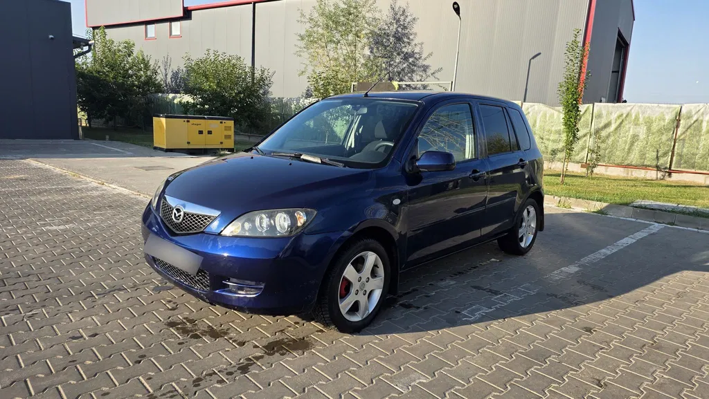 Fotografie: 2006 Mazda 2