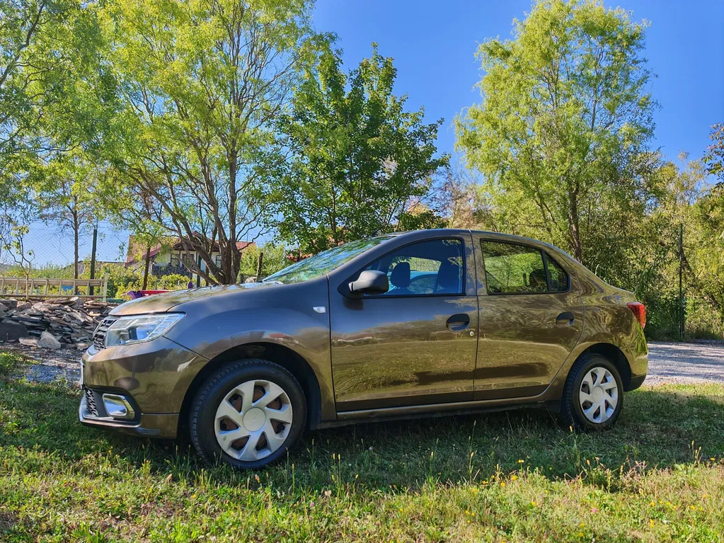 Fotografie: 2017 Dacia Logan