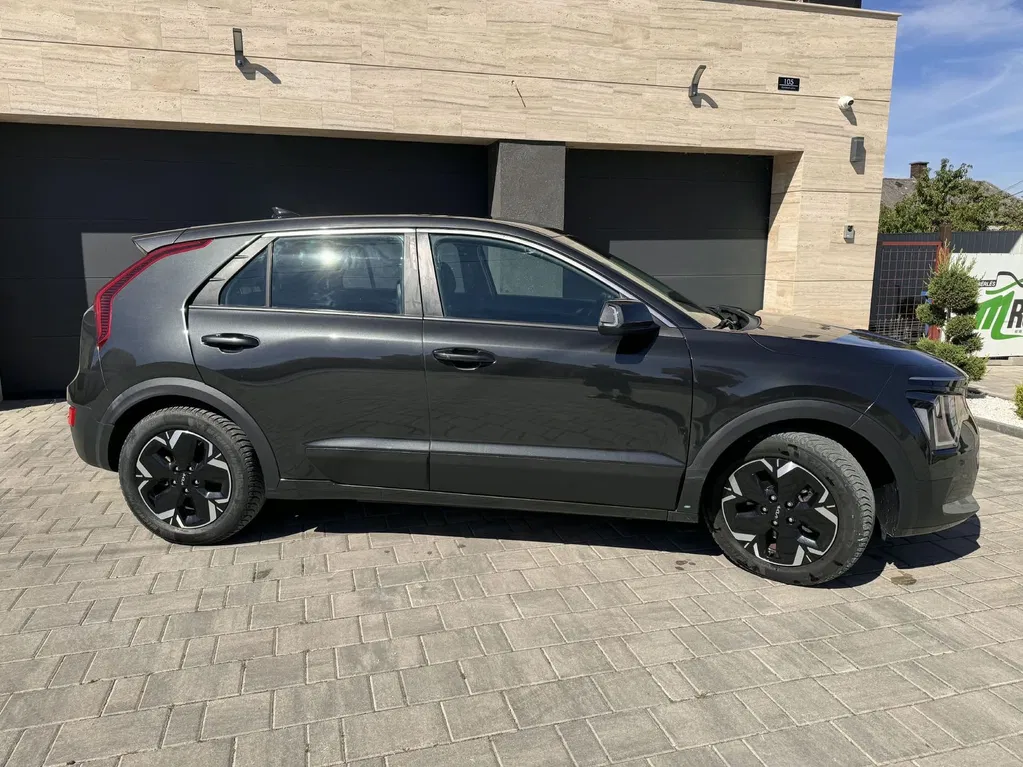 Fotografie: 2022 Kia Niro