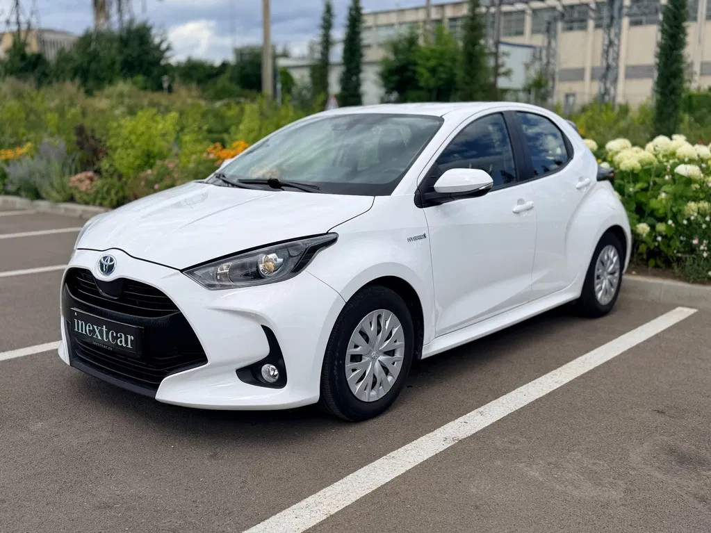 Fotografie: 2021 Toyota Yaris