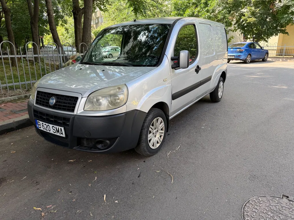 Fotografie: 2008 Fiat Doblo