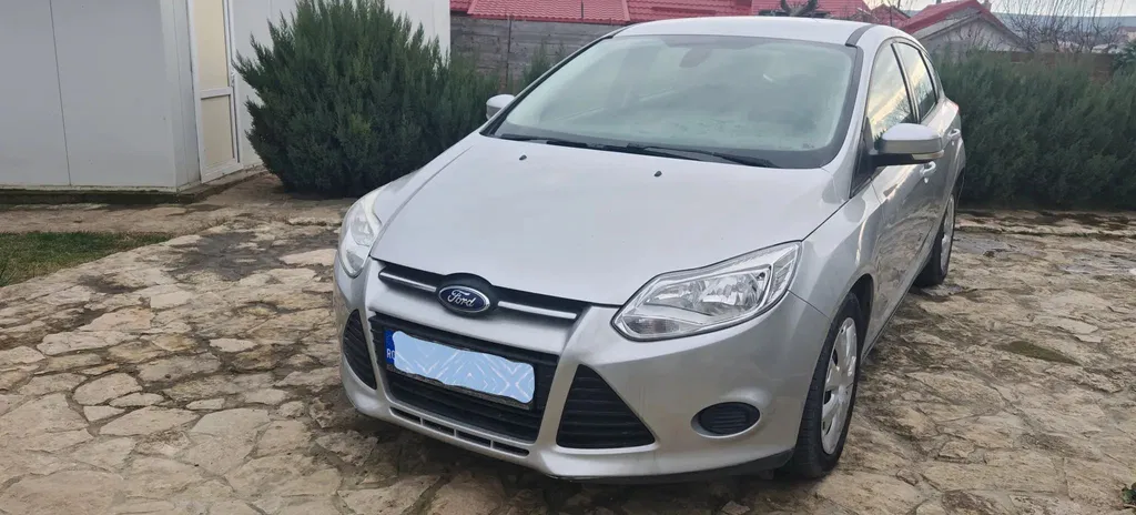 Fotografie: 2013 Ford Focus
