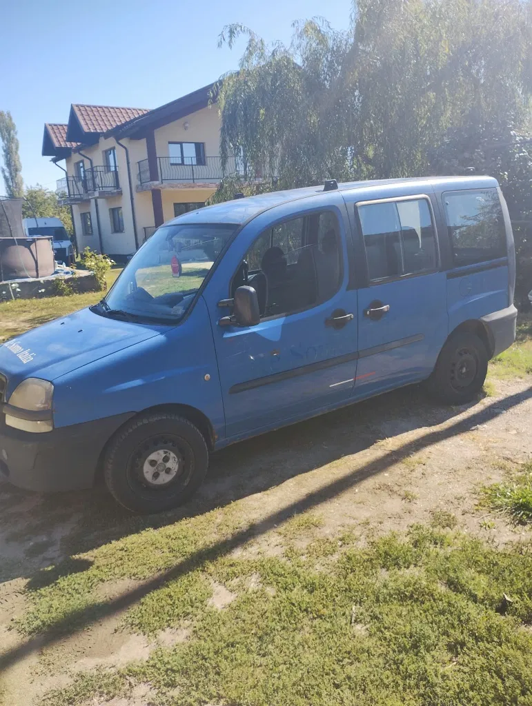 Fotografie: 2002 Fiat Doblo