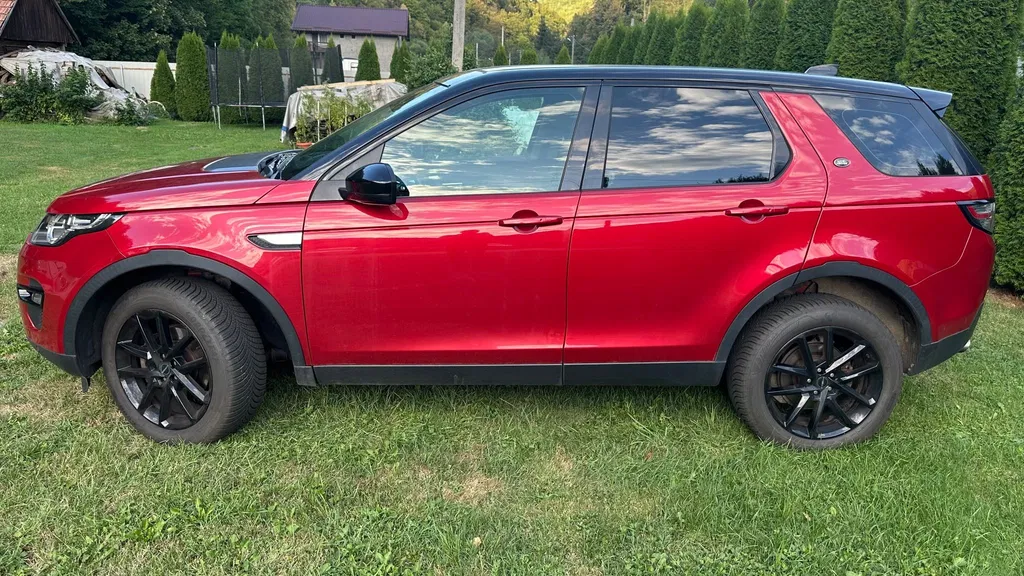 Fotografie: 2019 Land Rover Discovery Sport