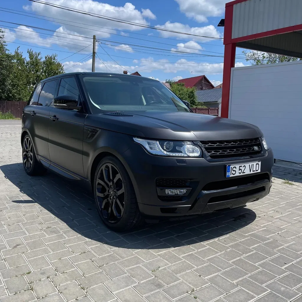 Fotografie: 2017 Land Rover Range Rover Sport