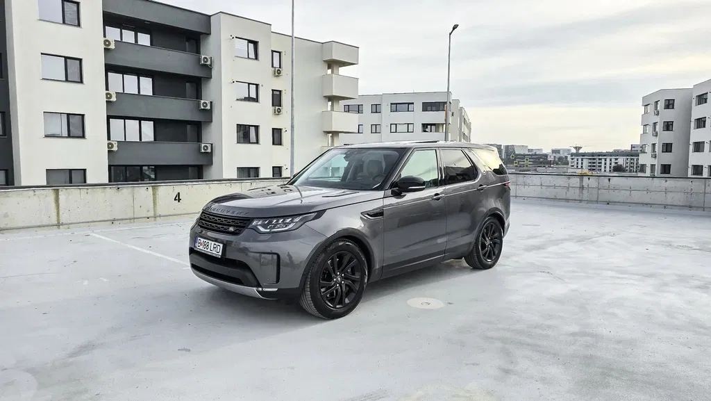 Fotografie: 2019 Land Rover Discovery