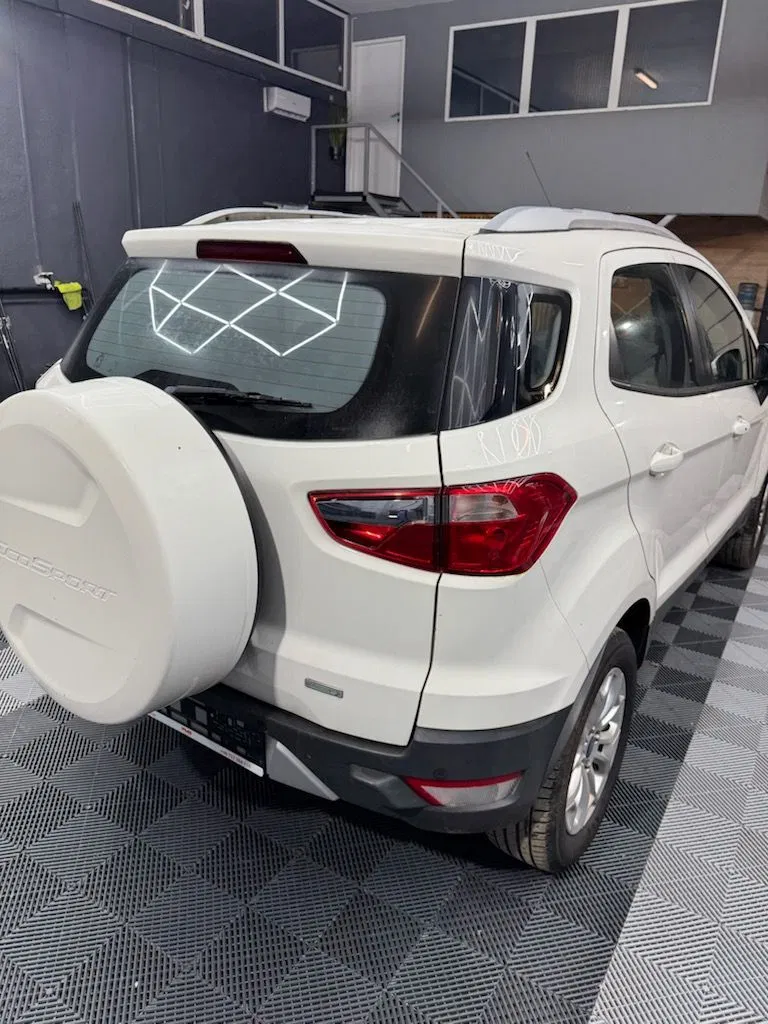 Fotografie: 2015 Ford EcoSport
