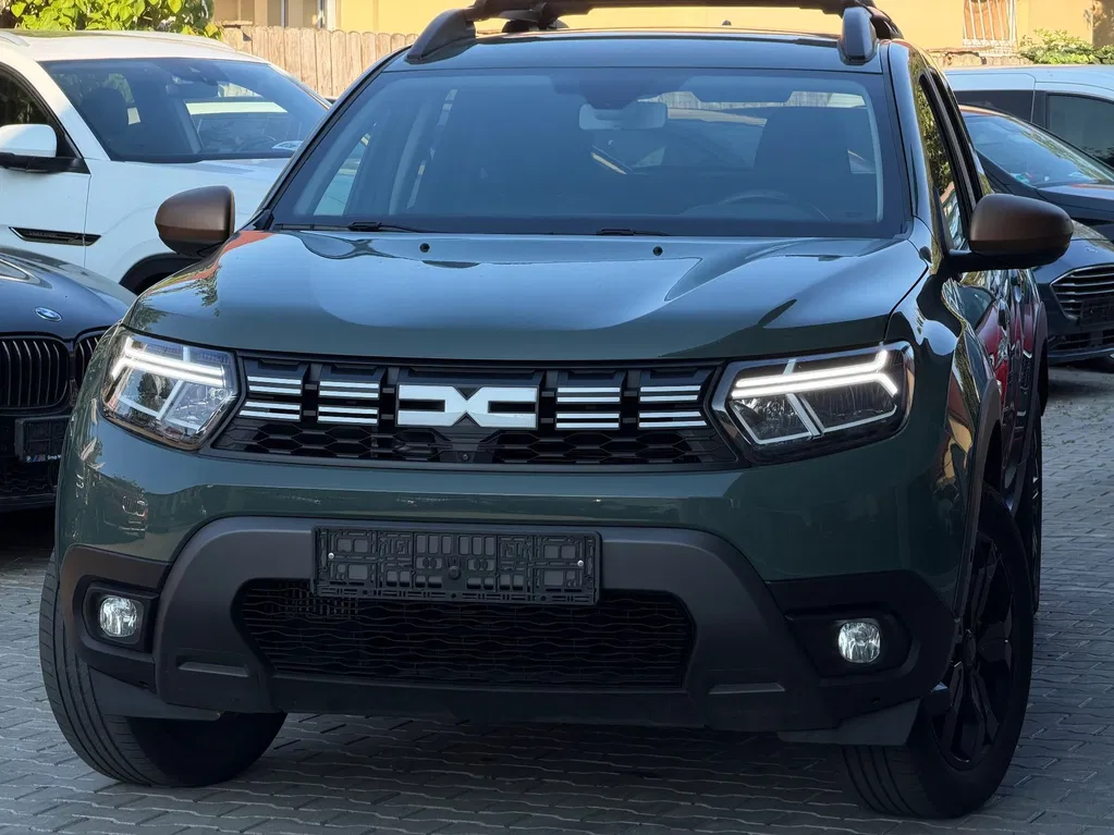 Fotografie: 2023 Dacia Duster
