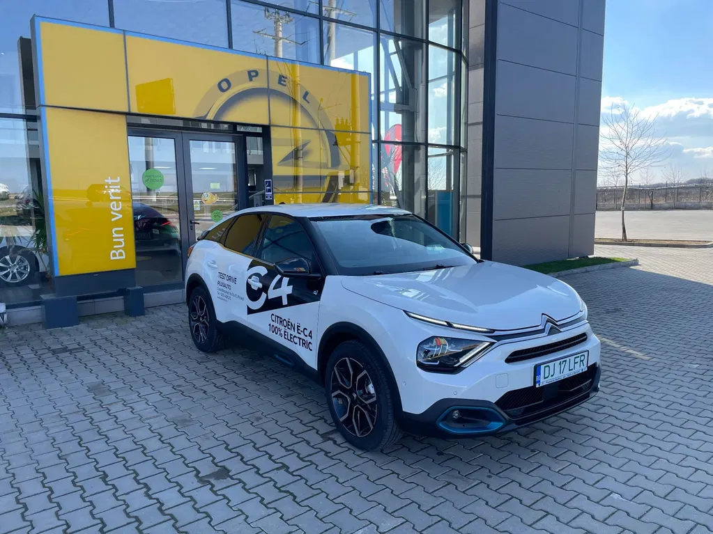 Fotografie: 2023 Citroen C4