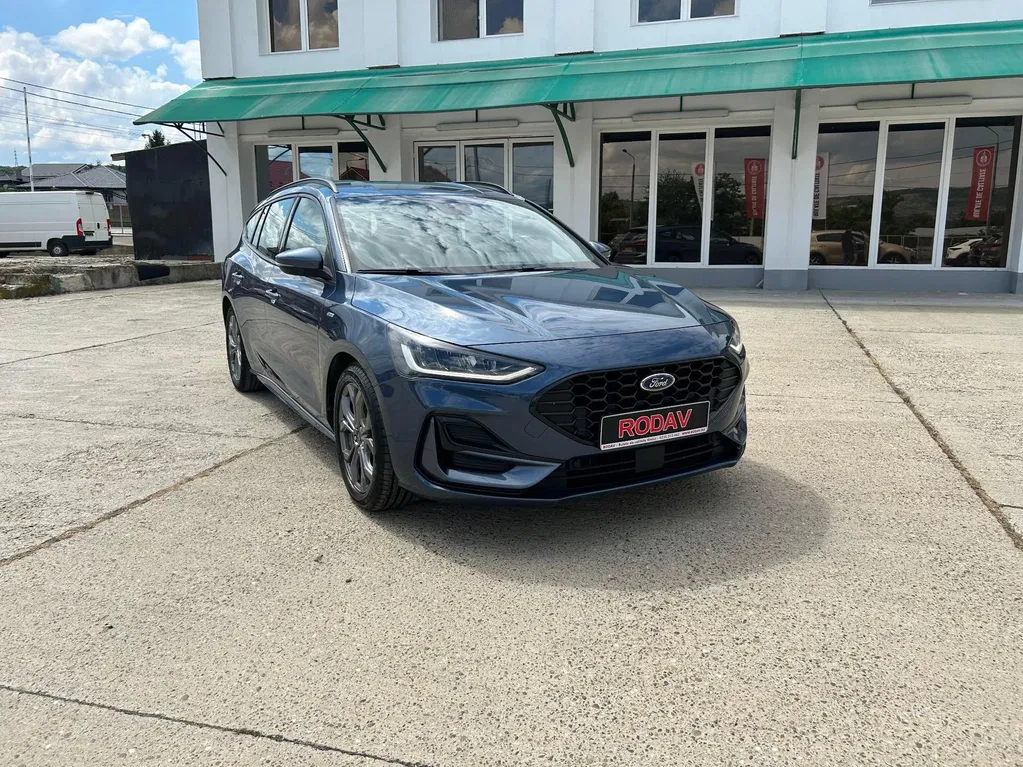 Fotografie: 2023 Ford Focus