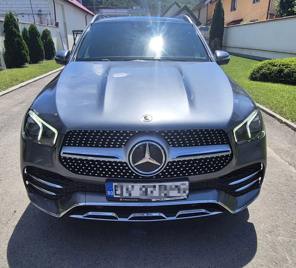 Fotografie: 2021 Mercedes-Benz GLE