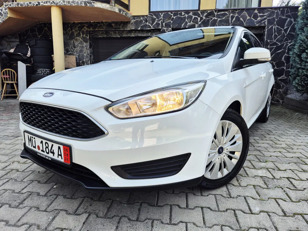 Fotografie: 2015 Ford Focus