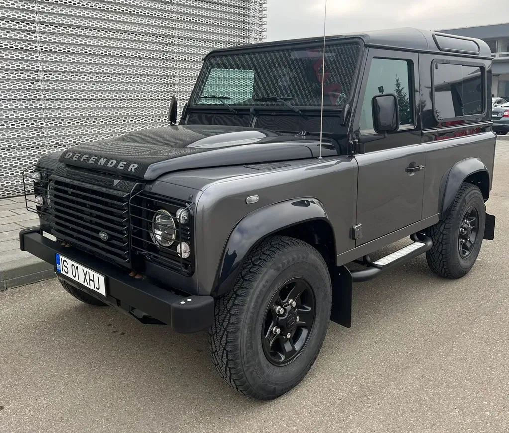 Fotografie: 2016 Land Rover Defender