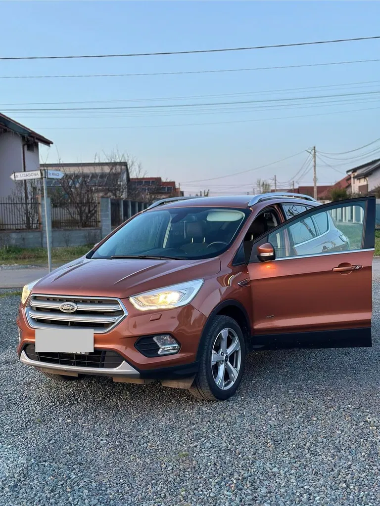 Fotografie: 2019 Ford Kuga
