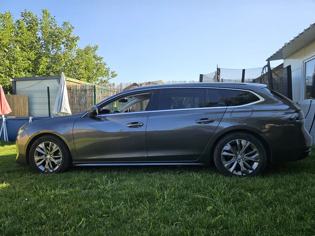 Fotografie: 2021 Peugeot 508