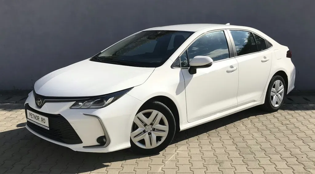 Fotografie: 2024 Toyota Corolla