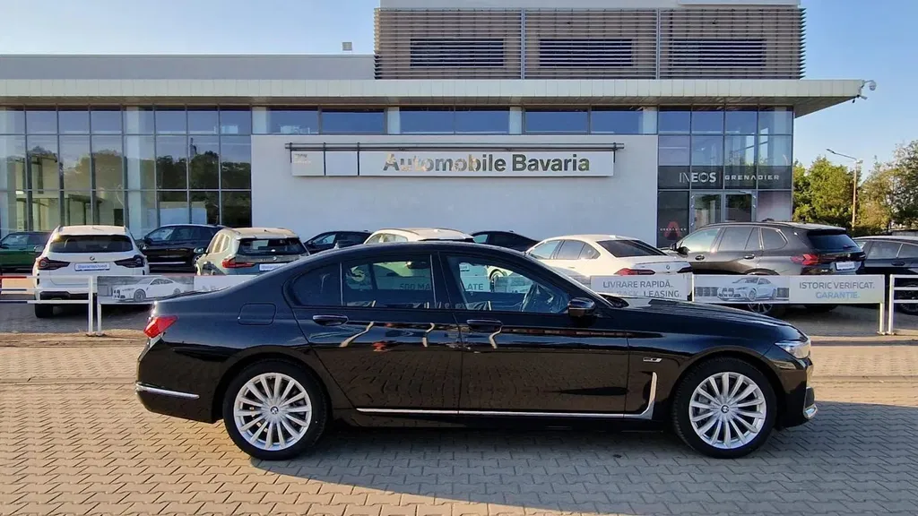 Fotografie: 2023 BMW Seria 7